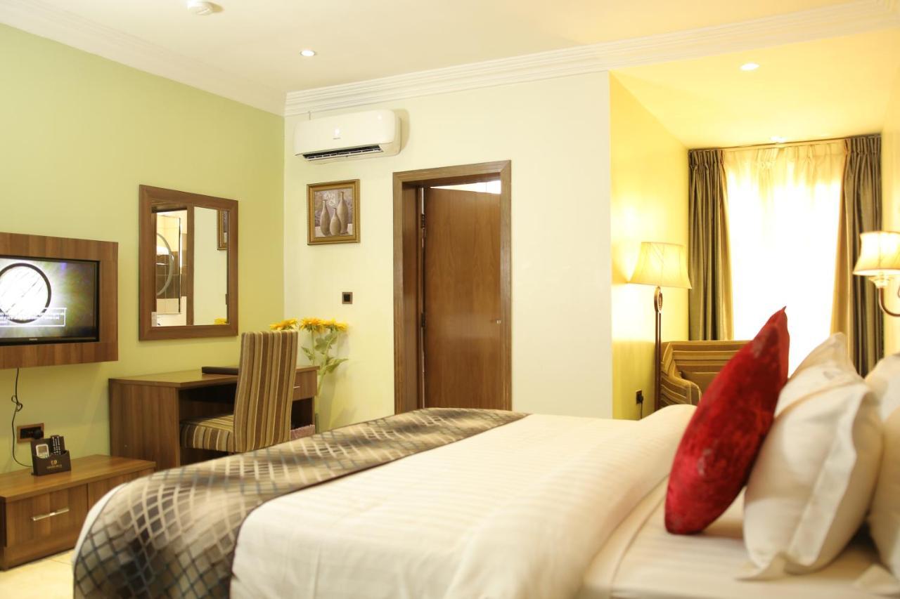 Grand Pela Hotel & Suites Abuja Eksteriør billede