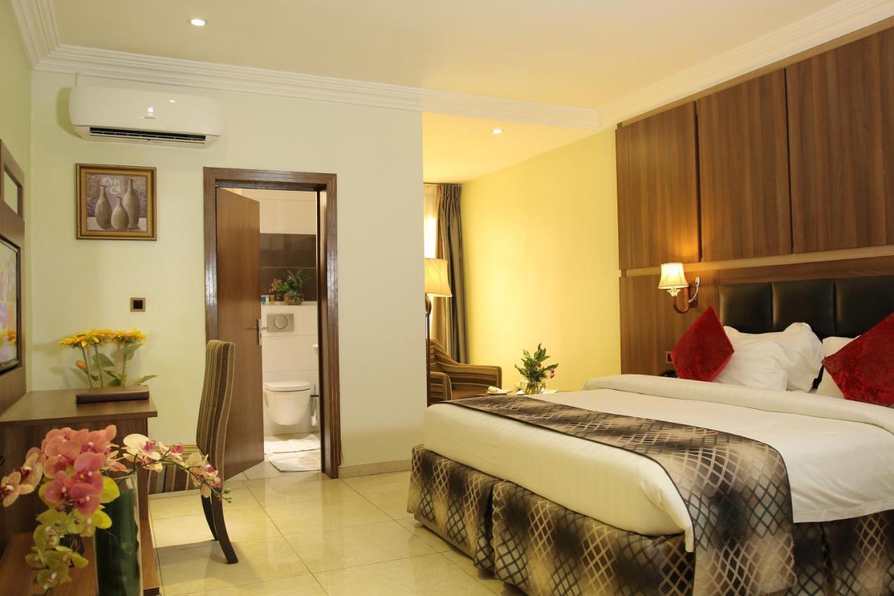 Grand Pela Hotel & Suites Abuja Eksteriør billede
