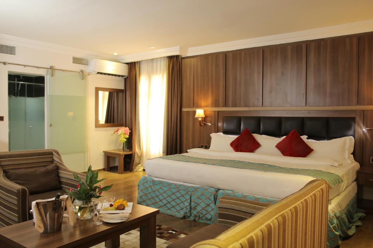 Grand Pela Hotel & Suites Abuja Eksteriør billede