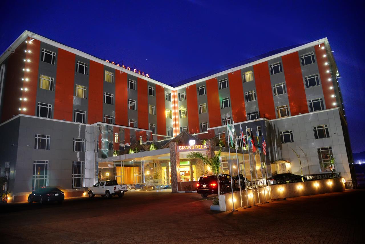 Grand Pela Hotel & Suites Abuja Eksteriør billede
